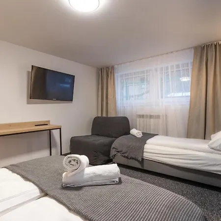 Nasza U Agnieszki- 200m Krupowki * Zakopane